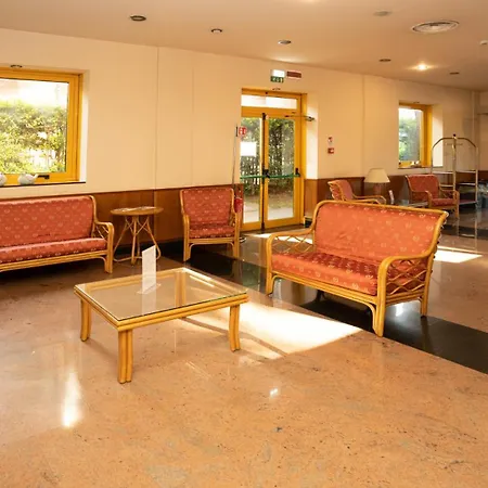 Tivoli 3* טיבולי טרמה