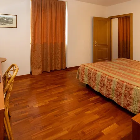 فندق تيفولي 3*