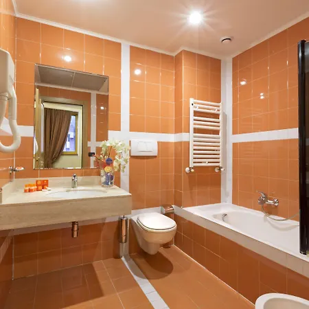 מלון Tivoli טיבולי טרמה