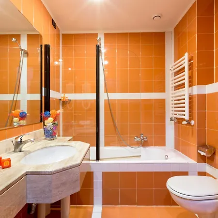 Tivoli מלון טיבולי טרמה